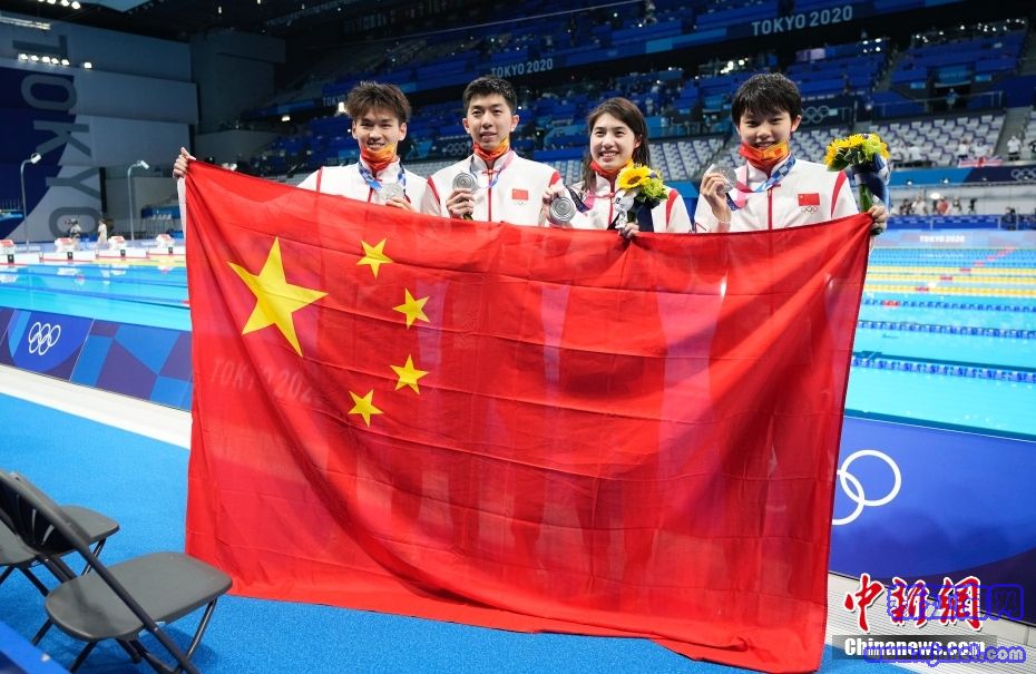 �Ї��(du��)�|���W�\(y��n)��(hu��)4x100����Ů���Ӿ����ժ�y