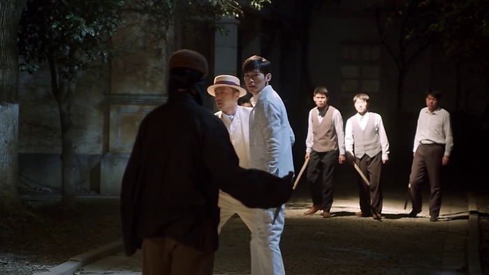 ����������