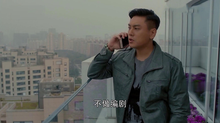 ����������