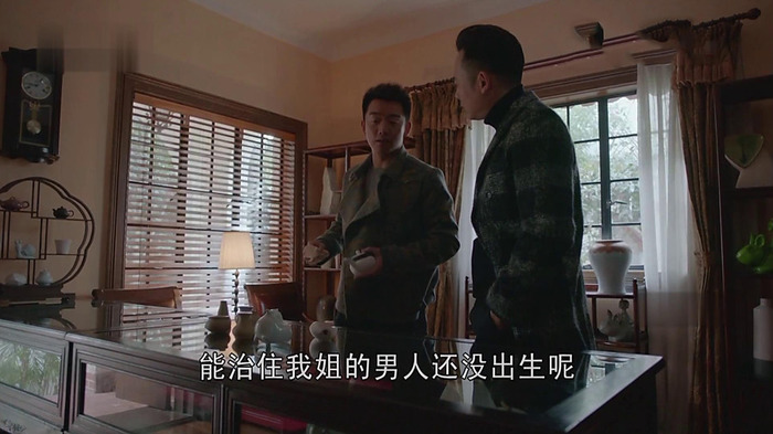 ����������