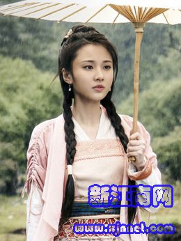 吳楚楚(張慧雯飾演)